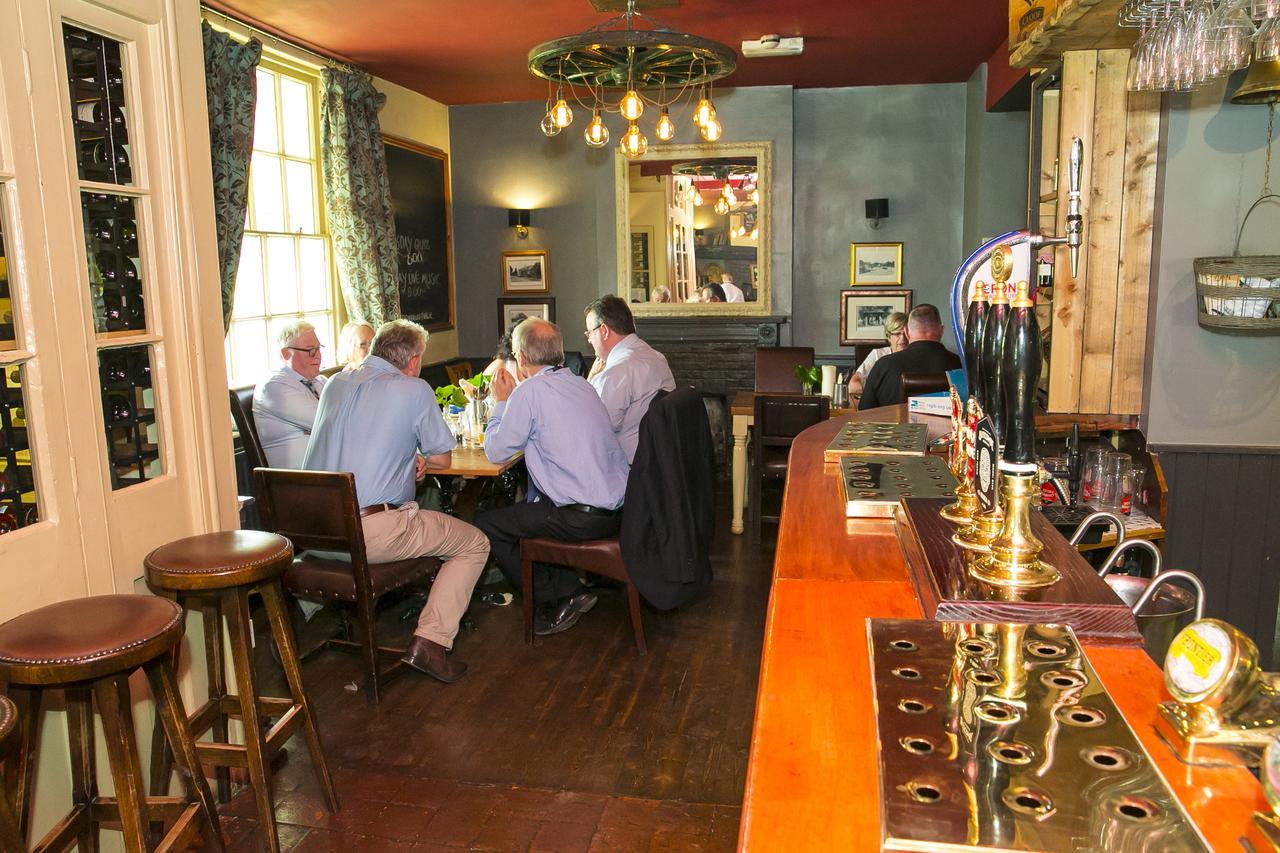 The Ivy House 3*